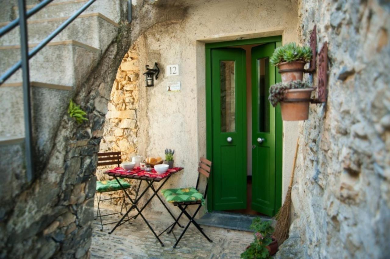 Cassa Di Loggia Stunning Medieval Setting Colletta Luaran gambar
